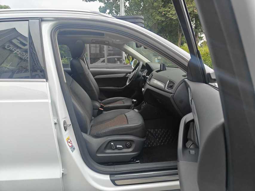 Audi Q3 2018 #3 Audi Q3 2018 car image #3