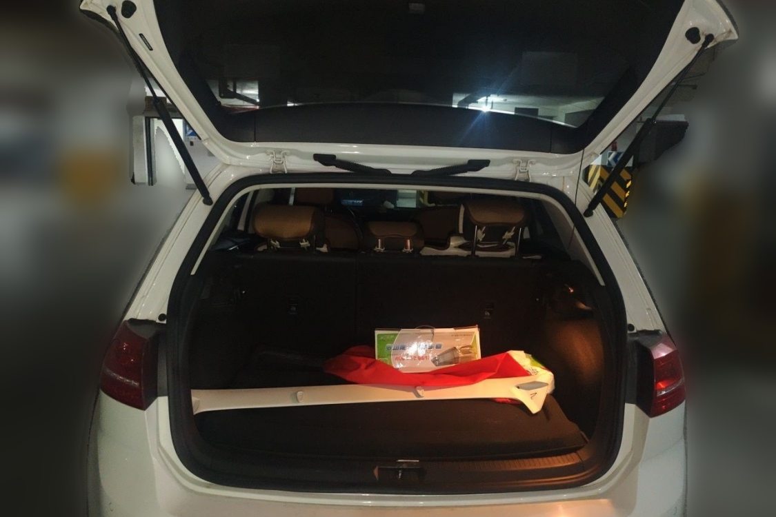 Volkswagen Golf 2015 car image #8