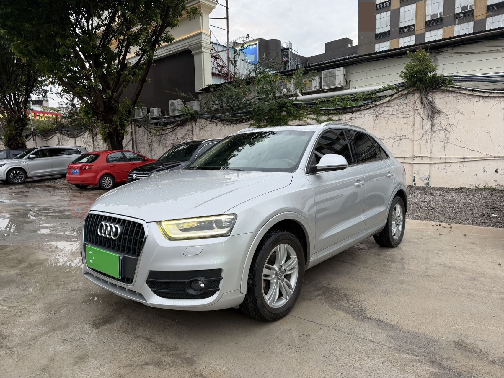 Audi Q3 2013 car image 