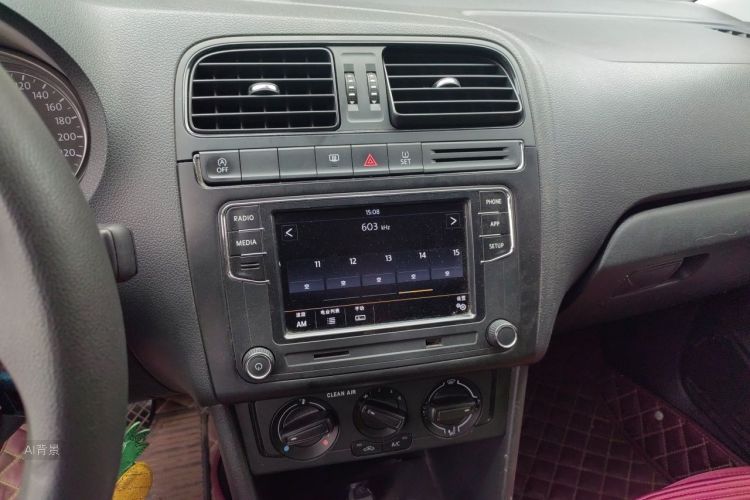 Volkswagen Polo 2019 #15 Volkswagen Polo 2019 car image #15