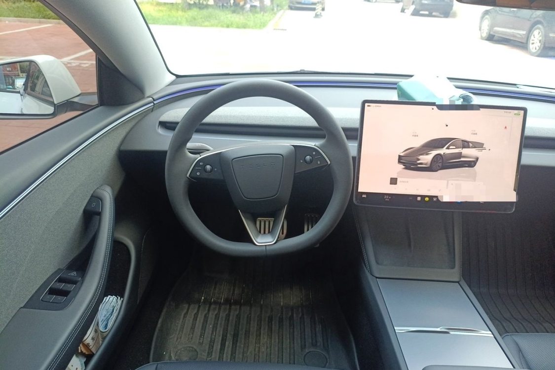 Tesla Model 3 2026 #22 Tesla Model 3 2026 car image #22