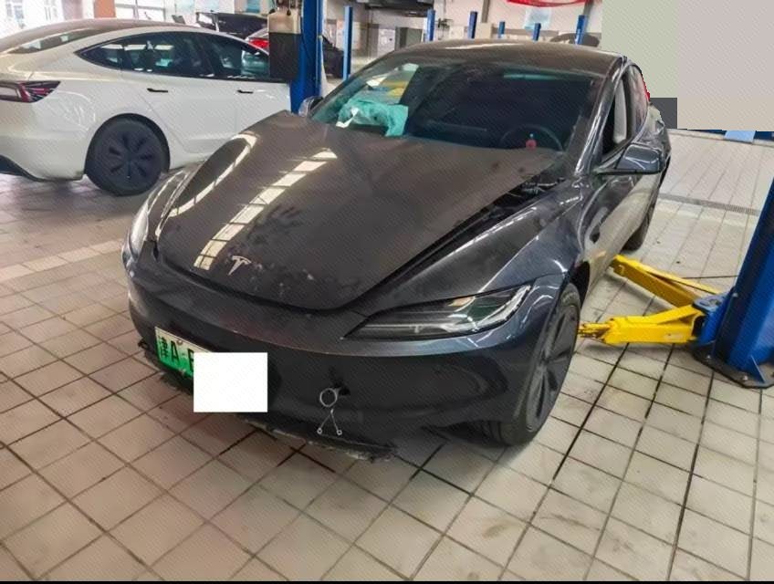 2025 car image 