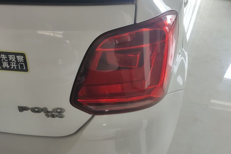 Volkswagen Polo 2015 #8 Volkswagen Polo 2015 car image #8