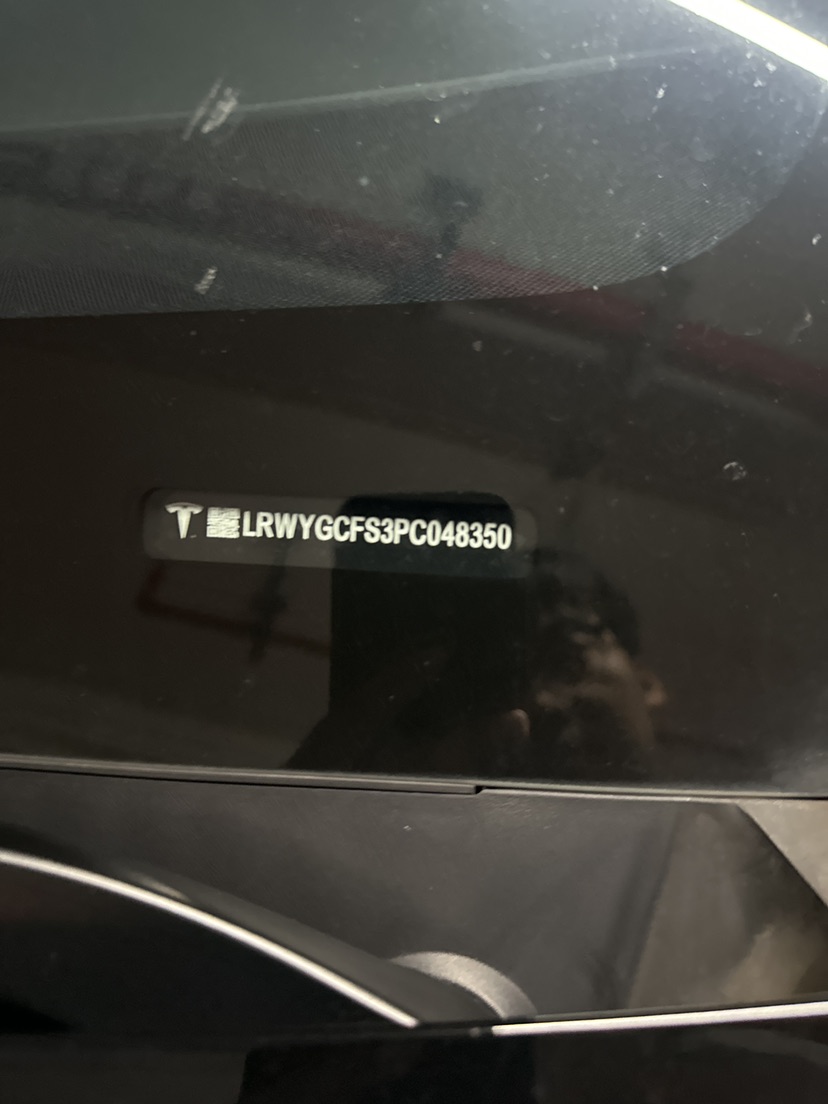 Tesla Model Y 2023 #7 Tesla Model Y 2023 car image #7