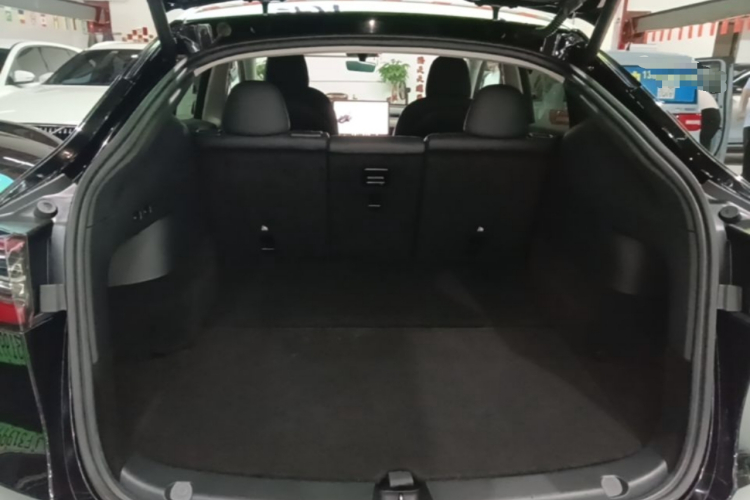 Tesla Model Y 2022 #19 Tesla Model Y 2022 immagine di auto #19
