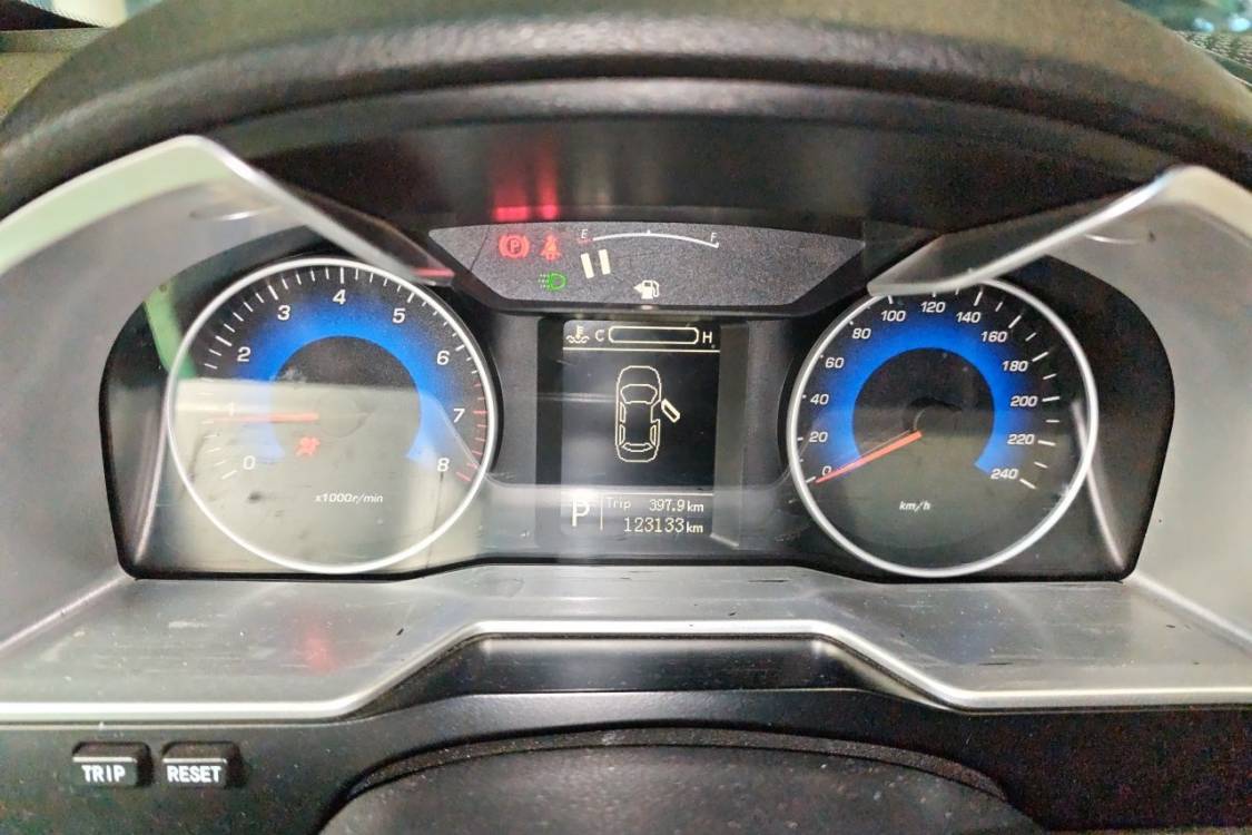 GEELY Emgrand 2015 #26 GEELY Emgrand 2015 image de voiture #26