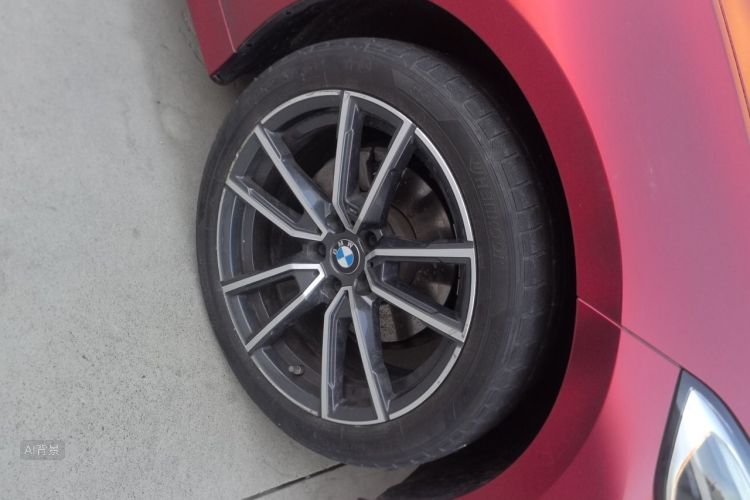 BMW 3 Series 2020 car image #9