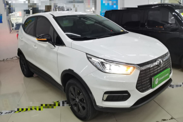 BYD Yuan New Energy 2019 #4 BYD Yuan New Energy 2019 car image #4