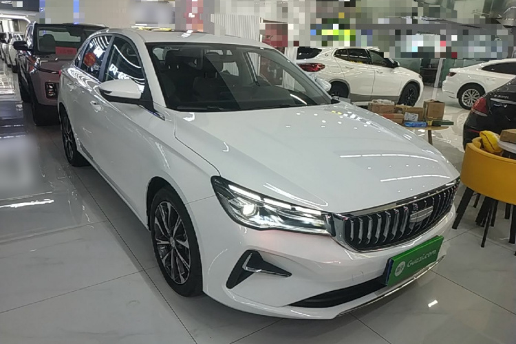 GEELY Emgrand 2025 #4 GEELY Emgrand 2025 car image #4