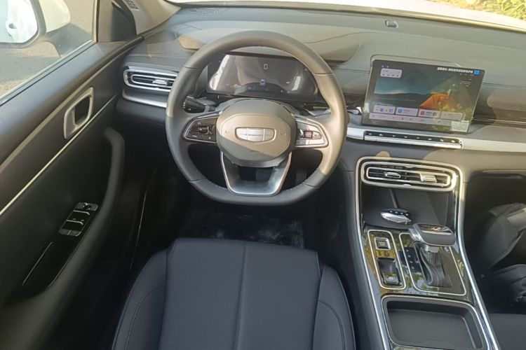 GEELY Emgrand 2026 изображение автомобиля #11