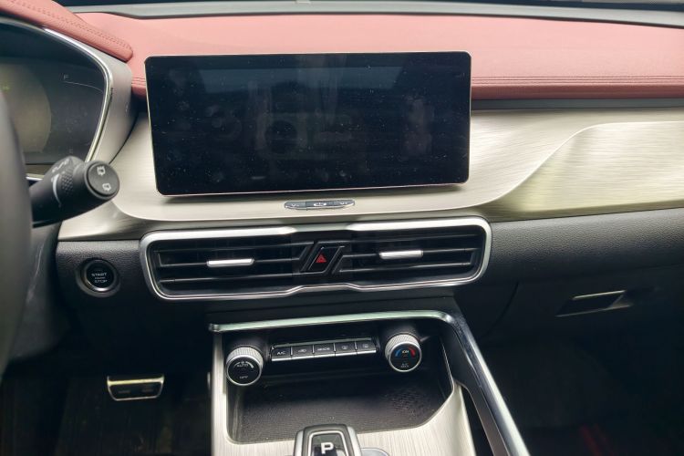GEELY Coolray 2019 car image #22