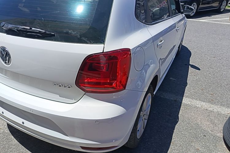 Volkswagen Polo 2014 #8 Volkswagen Polo 2014 car image #8