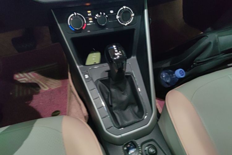 Volkswagen Polo 2020 car image #18
