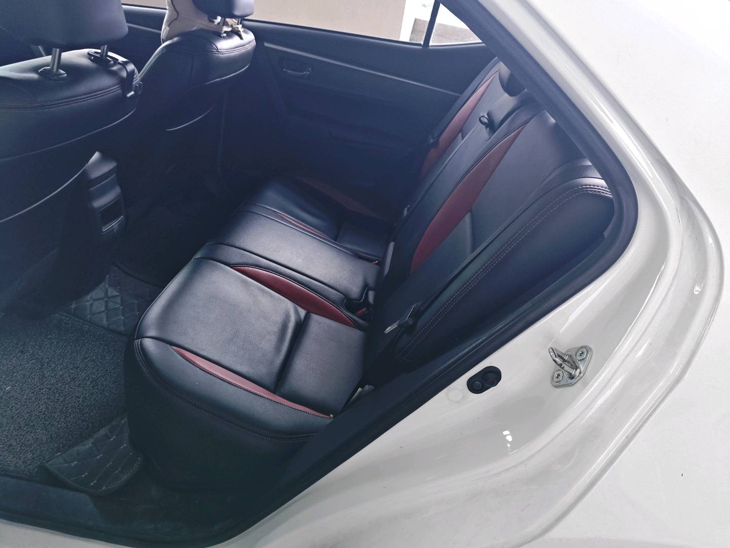 Toyota Corolla 2018 car image #7
