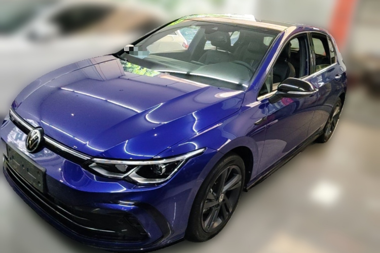 Volkswagen Golf 2021 car image #2