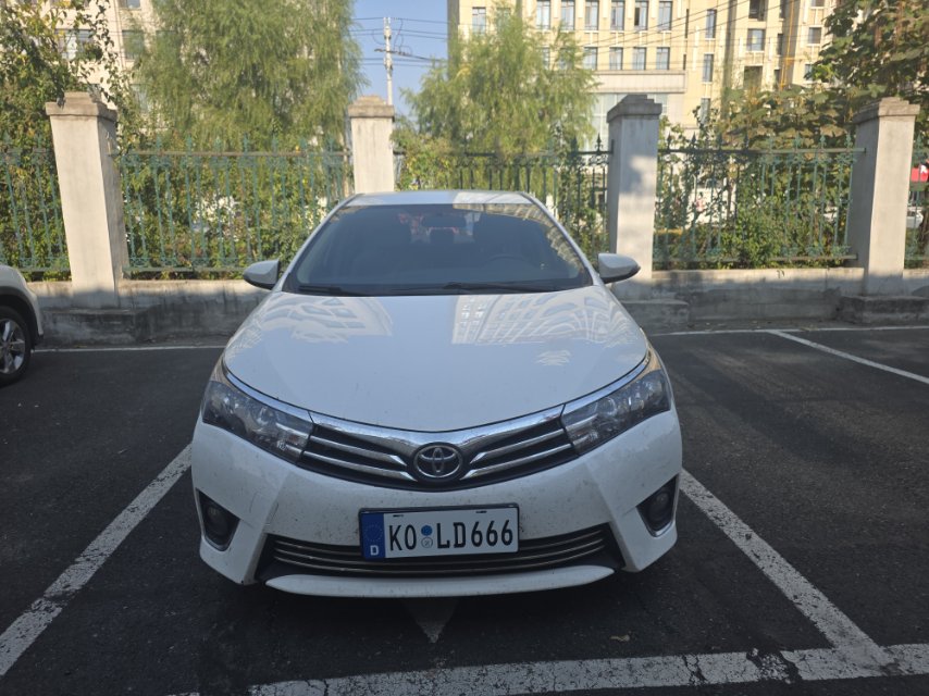 Toyota Corolla 2015 immagine di auto #2