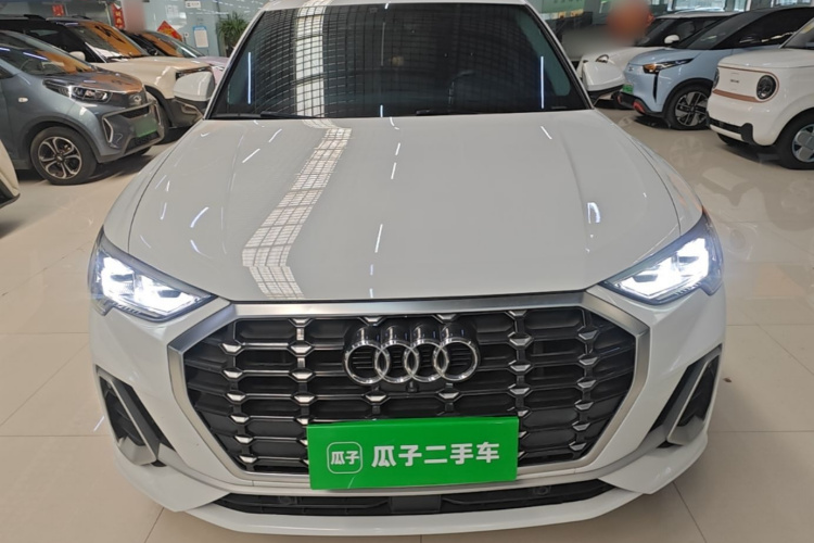 Audi Q3 2021 #3 Audi Q3 2021 car image #3