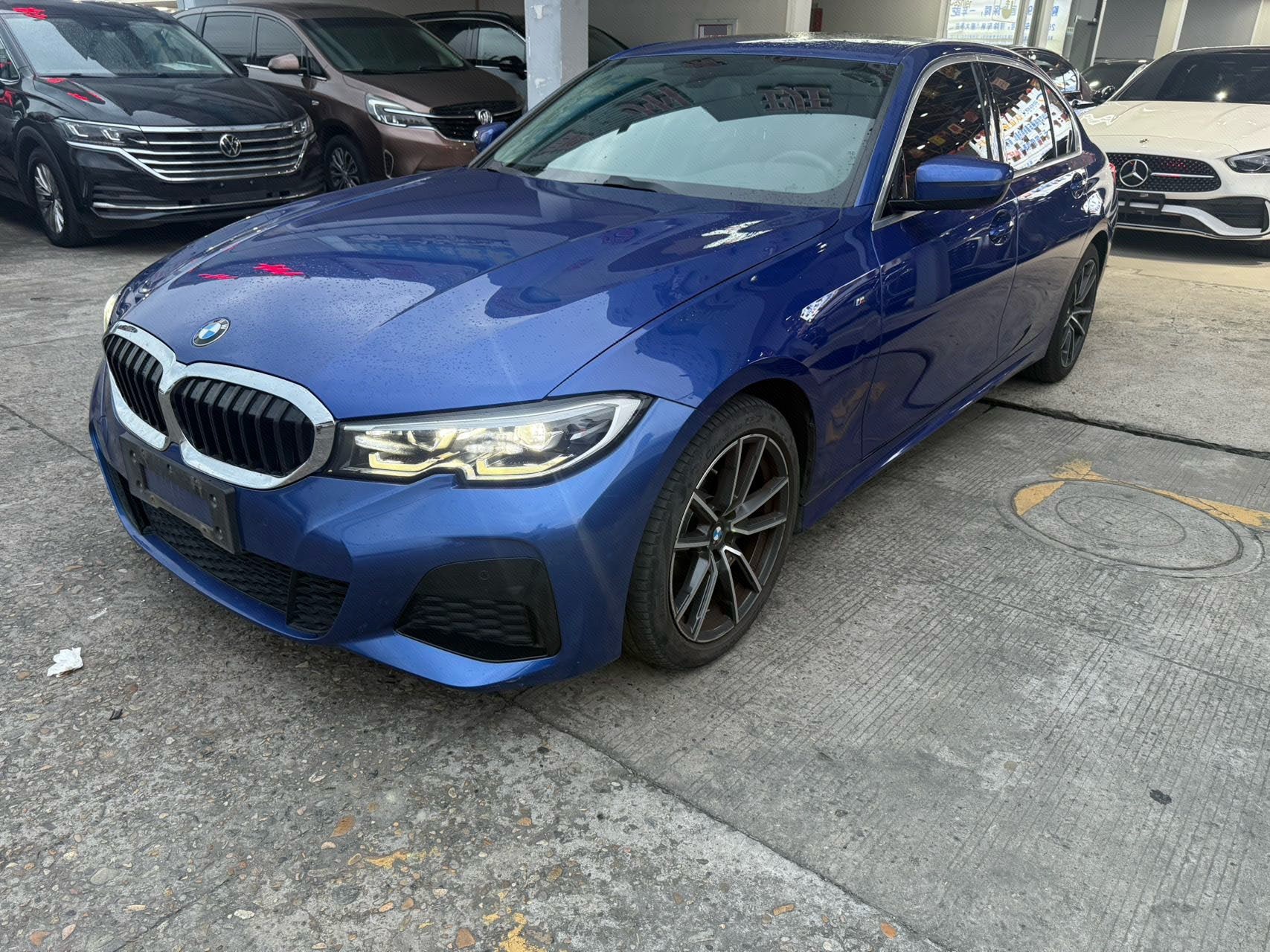 BMW 3 Series 2021 BMW 3 Series 2021 car image
