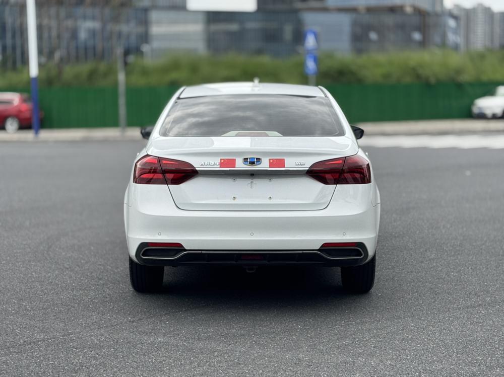 GEELY Emgrand 2018 #5 GEELY Emgrand 2018 car image #5