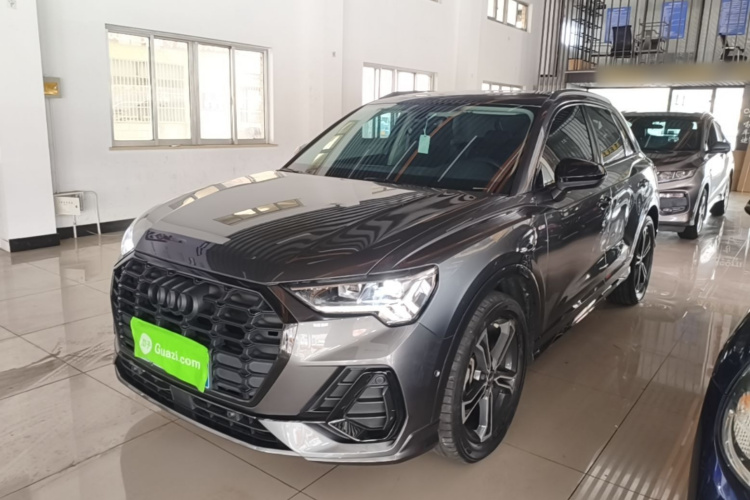 Audi Q3 2023 #2 Audi Q3 2023 car image #2