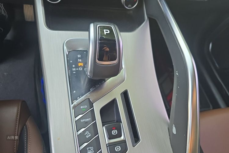 GEELY Coolray 2019 car image #16