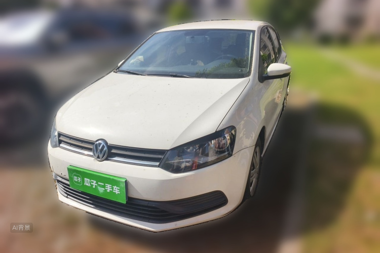 Volkswagen Polo 2019 car image #2