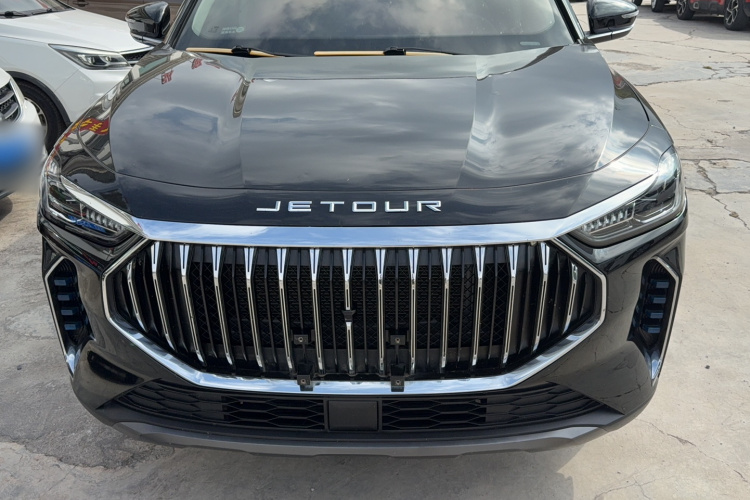 Jetour X70 PLUS 2024 car image #9