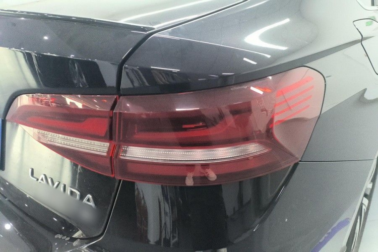 Volkswagen Lavida 2023 car image #4