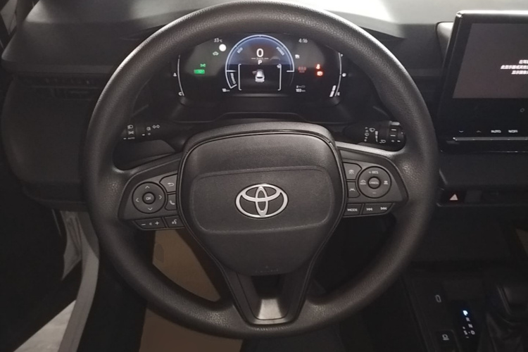 Toyota Corolla Cross 2026 car image #11