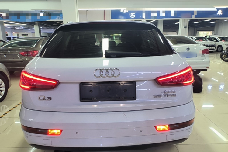 Audi Q3 2017 #6 Audi Q3 2017 car image #6