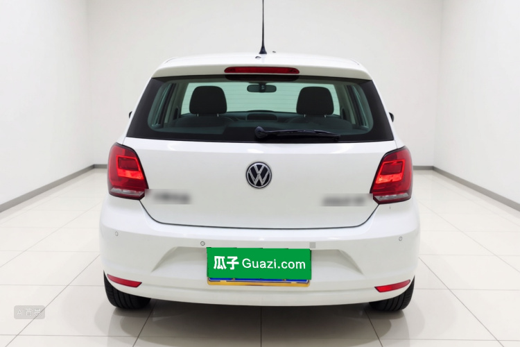 Volkswagen Polo 2014 car image #6