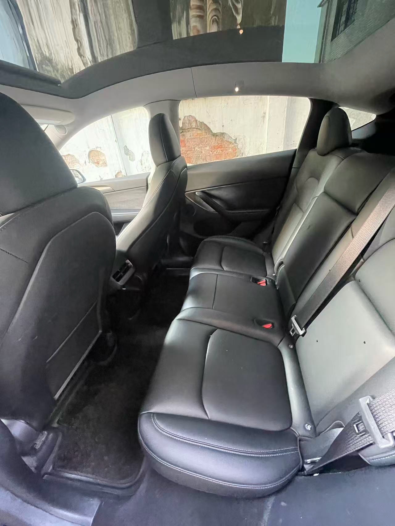 Tesla Model Y 2023 image de voiture #9