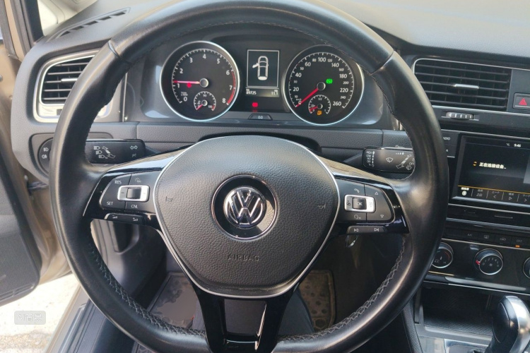 Volkswagen Golf 2018 #12 Volkswagen Golf 2018 car image #12