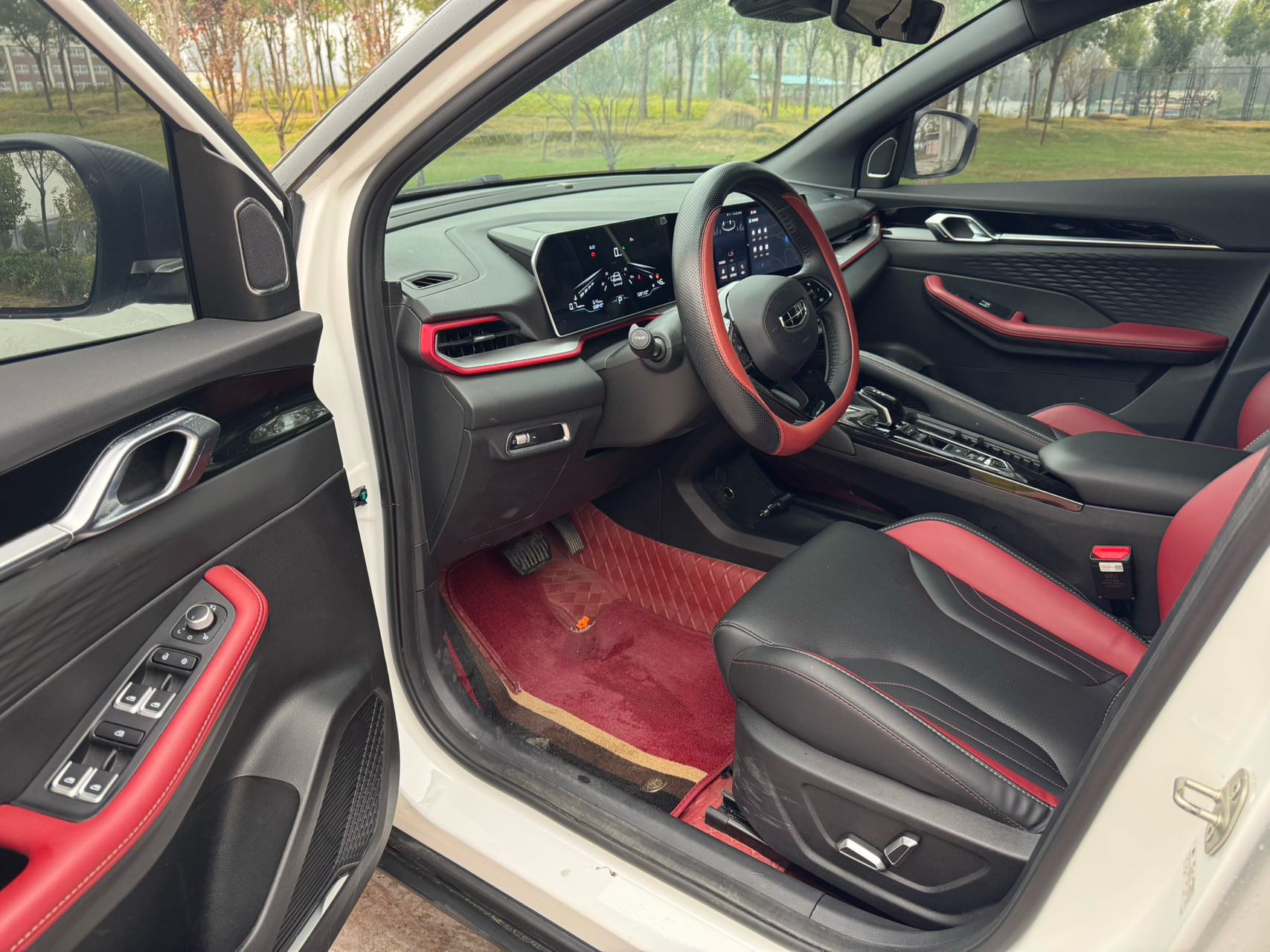 GEELY Coolray 2024 #7 GEELY Coolray 2024 imagen de coche #7