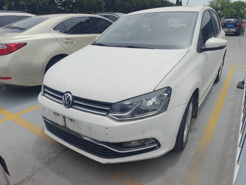 Volkswagen Polo 2016 Volkswagen Polo 2016 car image