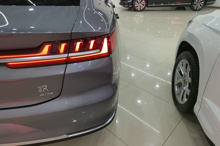 BYD Han 2021 car image #8