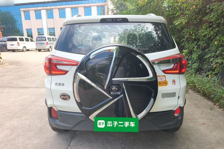 BYD Yuan 2017 #6 BYD Yuan 2017 car image #6