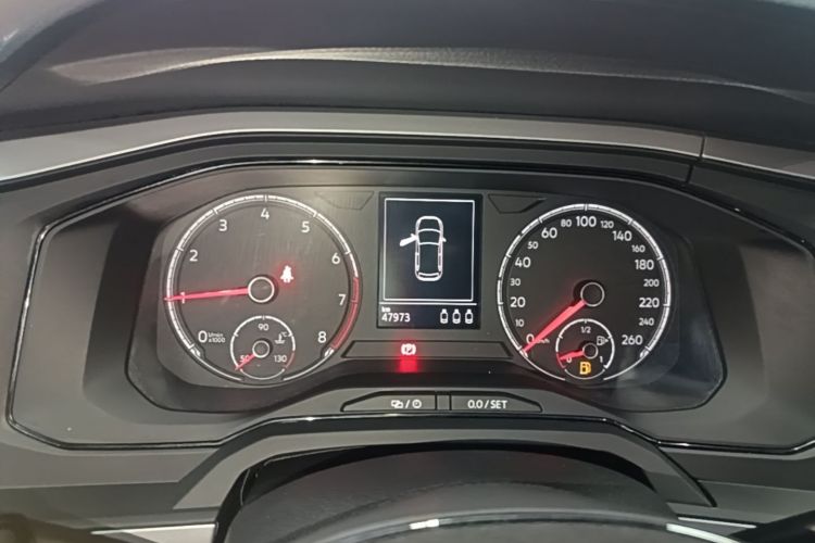 Volkswagen Polo 2021 car image #12