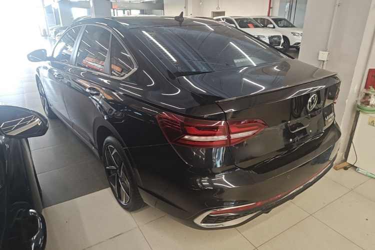 Volkswagen Lavida 2022 car image #5
