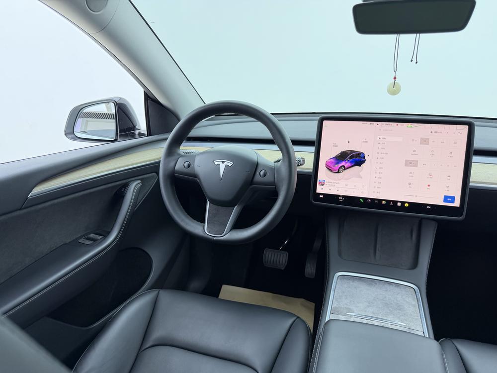 Tesla Model Y 2022 #11 Tesla Model Y 2022 car image #11