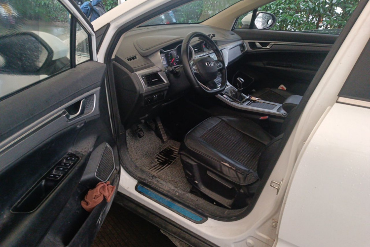GEELY Emgrand GS 2020 #9 GEELY Emgrand GS 2020 car image #9