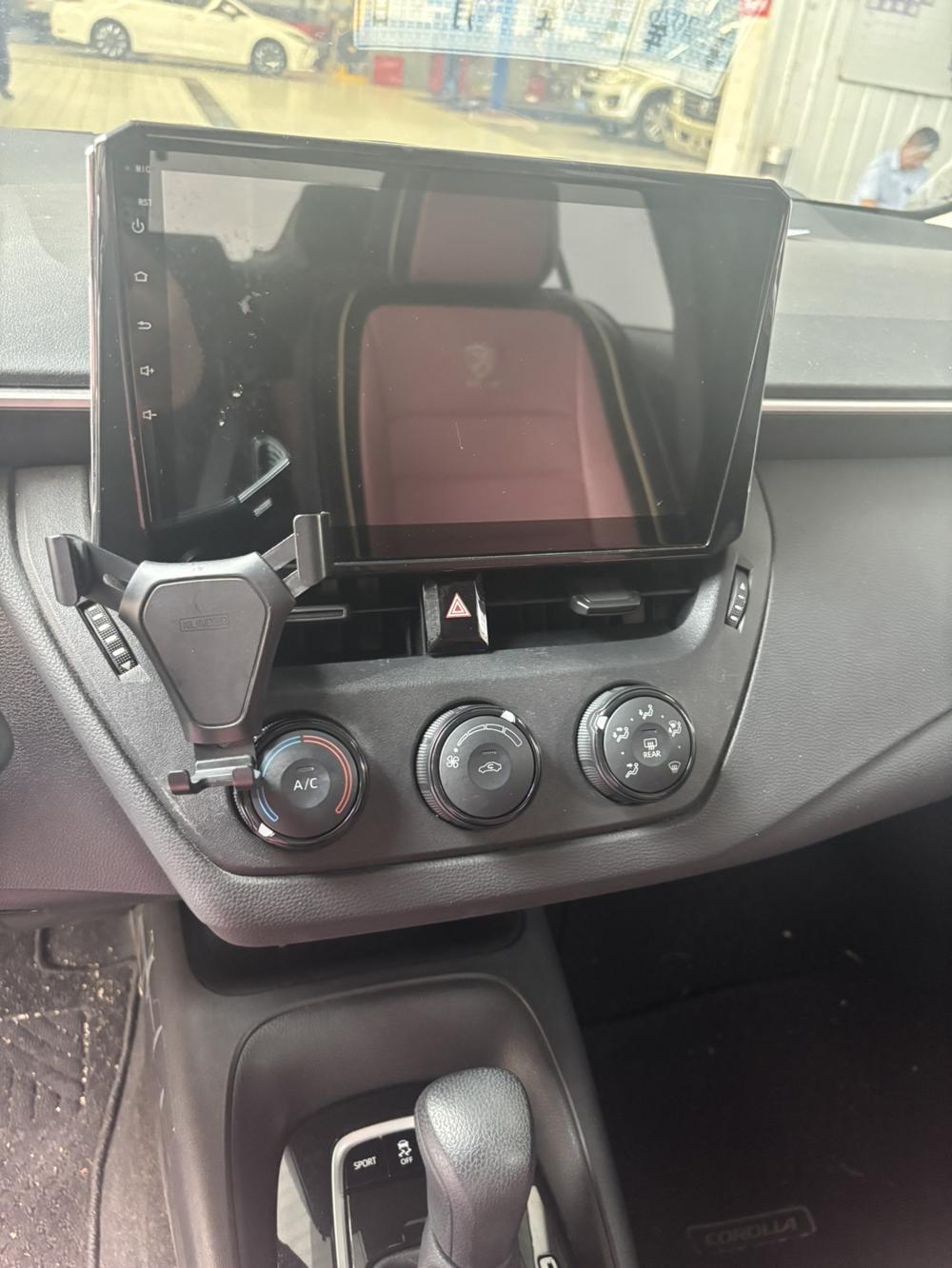 Toyota Corolla 2020 car image #18