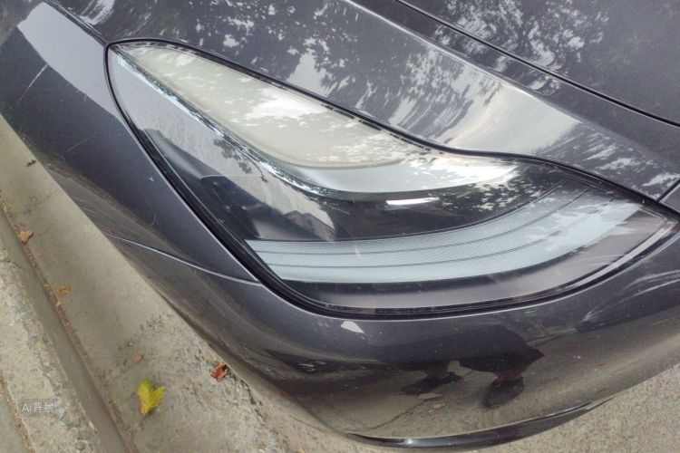 Tesla Model Y 2024 #8 Tesla Model Y 2024 car image #8