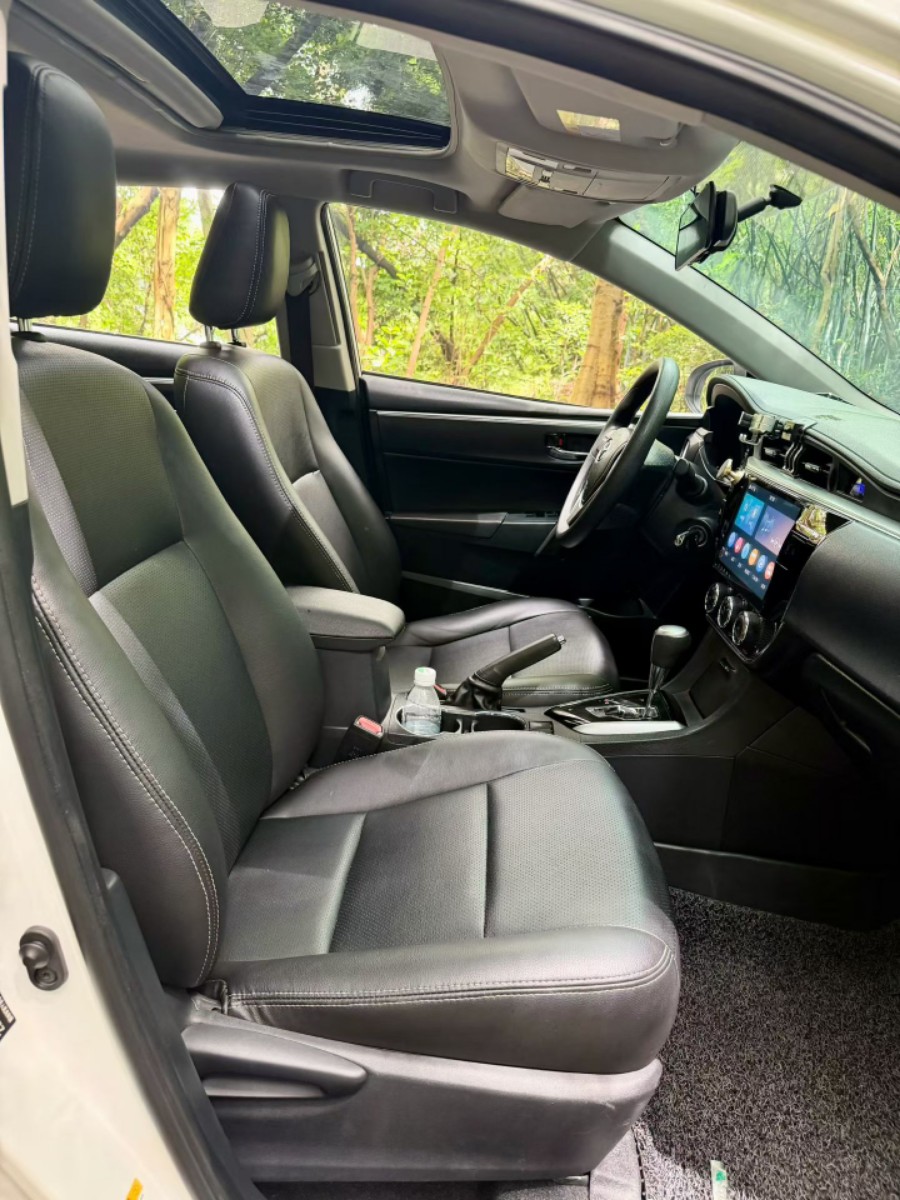 Toyota Corolla 2017 #8 Toyota Corolla 2017 car image #8