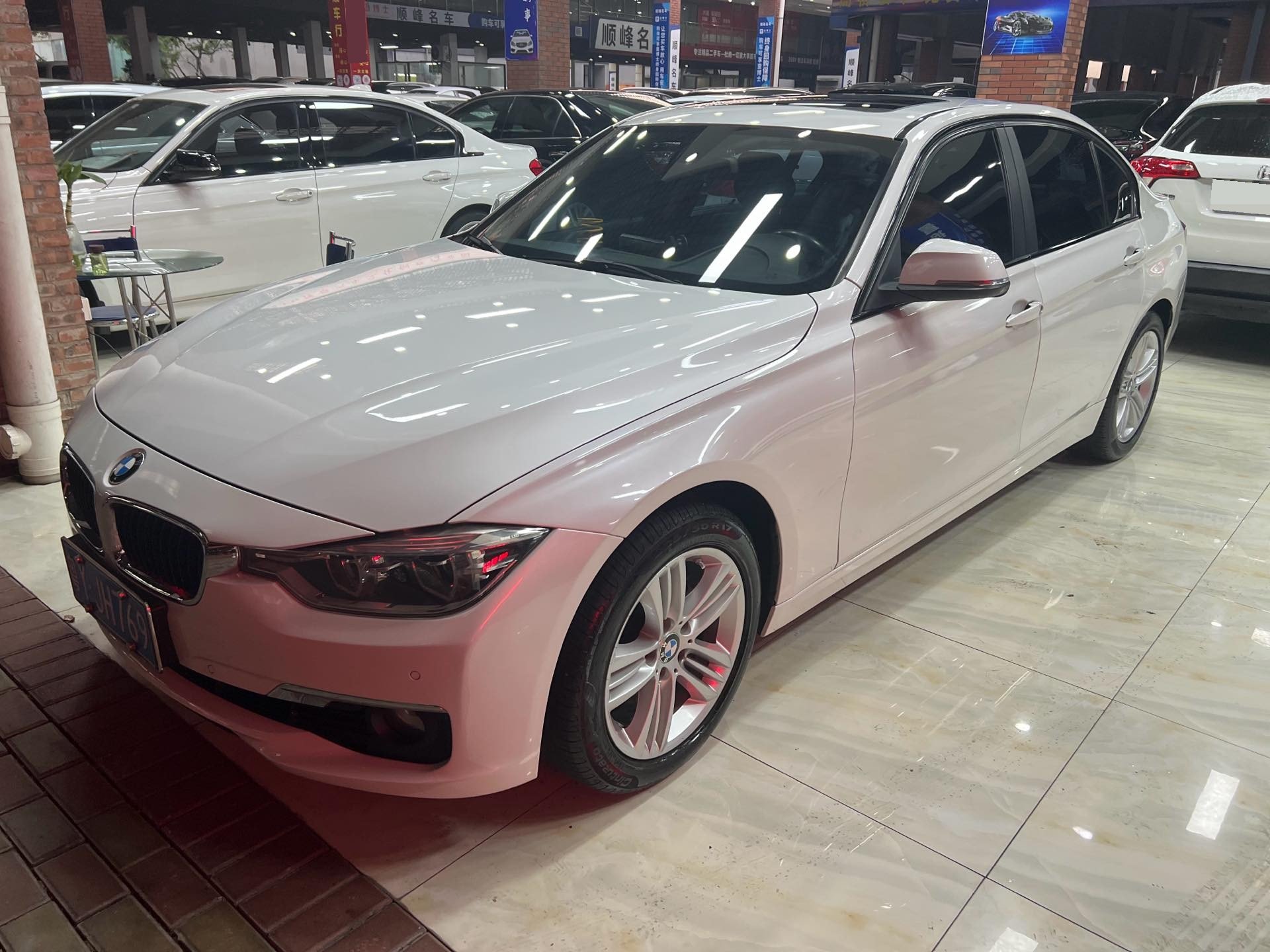 BMW 3 Series 2016 BMW 3 Series 2016 car image