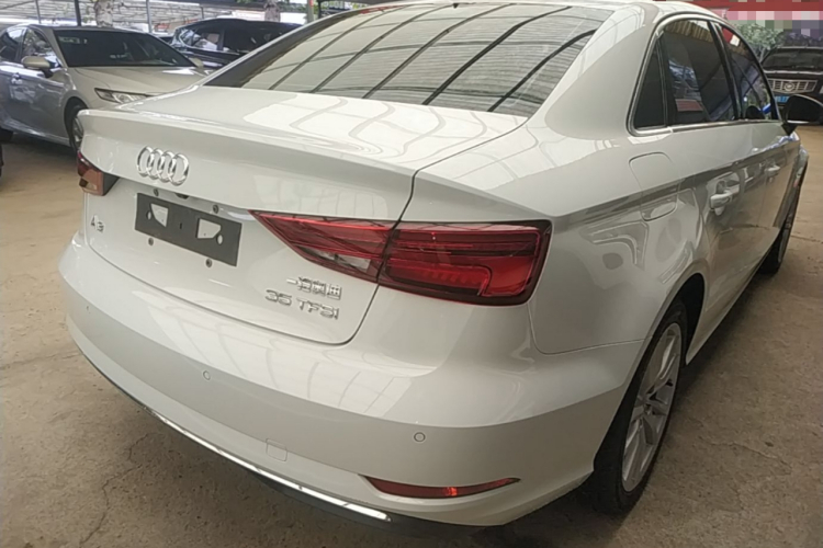 Audi A3 2019 صورة سيارة #7