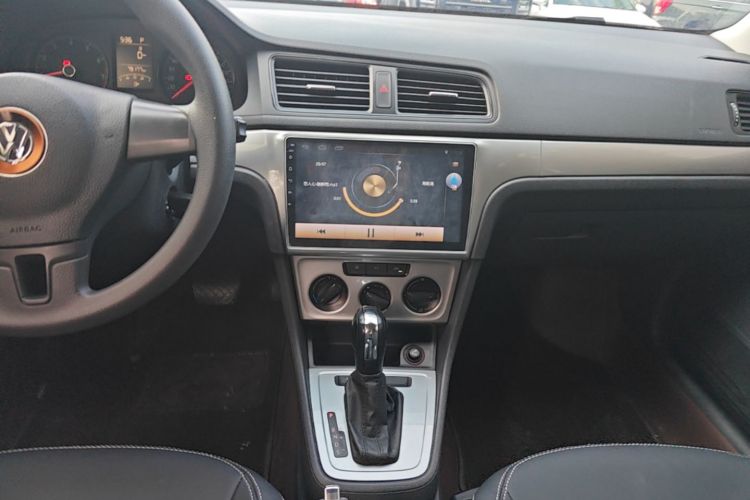 Volkswagen Lavida 2017 car image #13