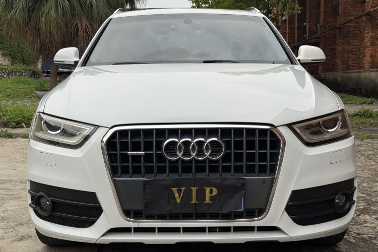 Audi Q3 2016 car image #3