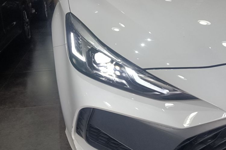 MG 5 2023 #8 MG 5 2023 immagine di auto #8