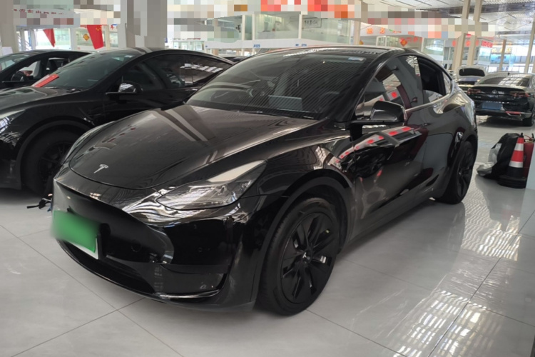 Tesla Model Y 2022 #2 Tesla Model Y 2022 car image #2